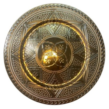 Bajo Plato Mándala Dorado 